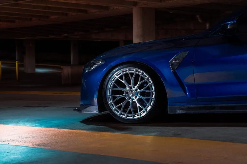 BMW M4 on Ferrada FR12 wheels