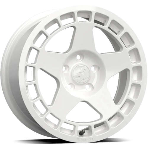 Fifteen52 Turbomac Rally White