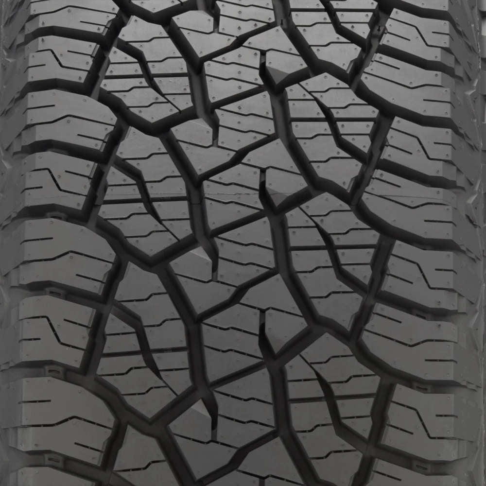 Kumho Road Venture AT52 265/70R16