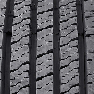Lionhart Lionclaw HT P215/70R16