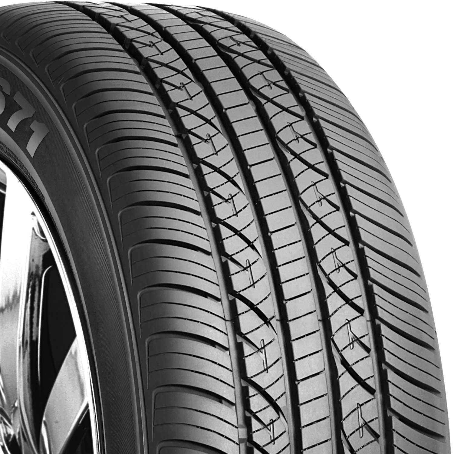 Nexen CP671 235/40R19