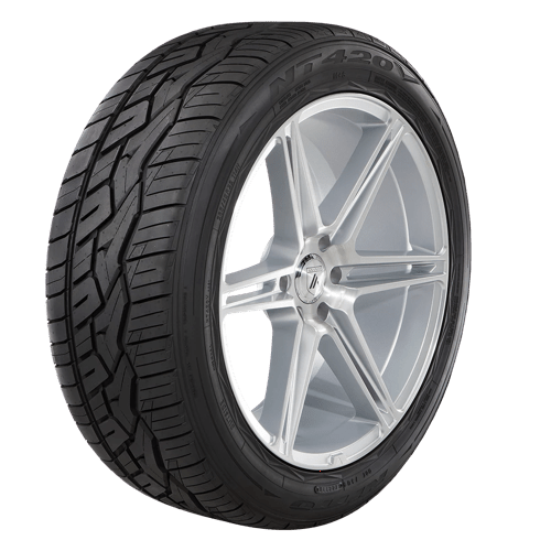 Nitto NT420V 295/35R24 110H