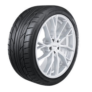 Nitto NT555 G2 235/35R20 102W