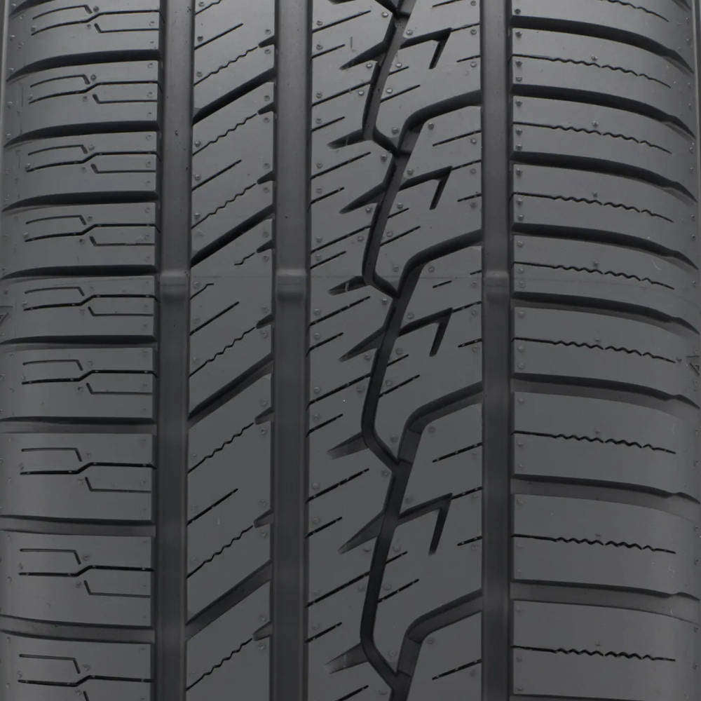 Sumitomo HTR AS P03 235/45R18