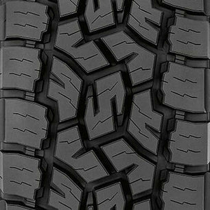 Toyo Tires Open Country A/T III P235/75R15