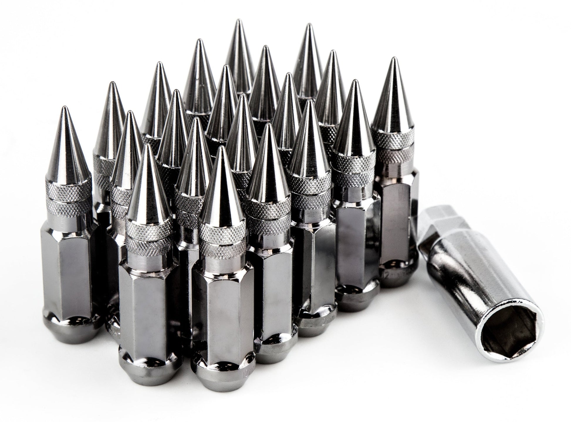Wheel Installation Kit set: (Includes Spike Lug nuts, Key & Centering rings for 4 Wheels)