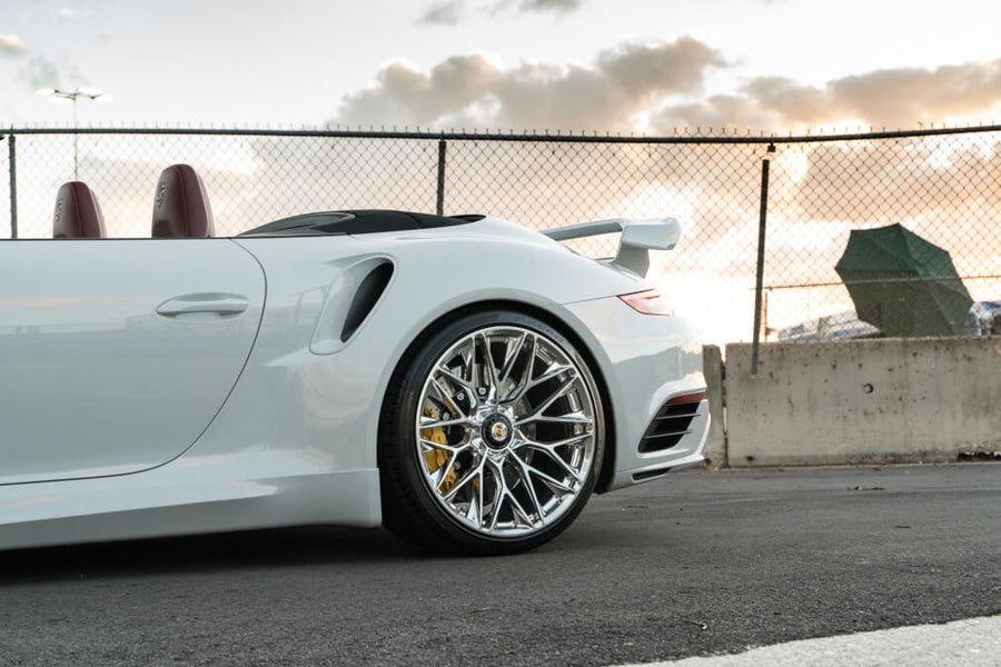 HRE P200 forged wheel on Porsche 9912 Turbo Cabriolet
