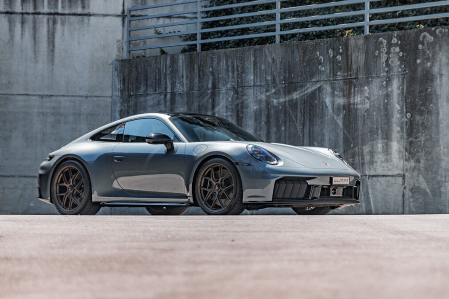 HRE R101 Lightweight forged wheel on Porsche 9922 Carrera 4 GTS
