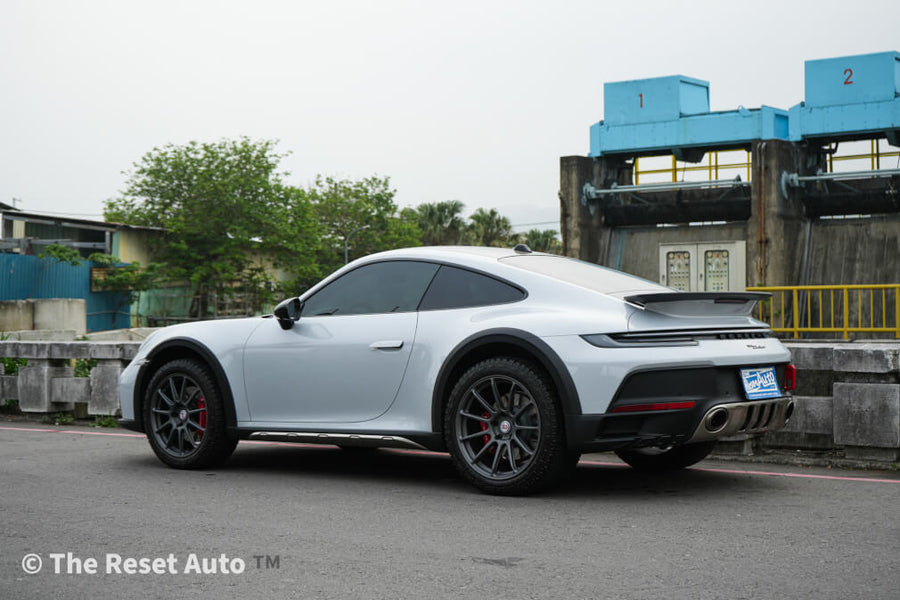 HRE RC103 forged wheel on Porsche 992 Dakar White