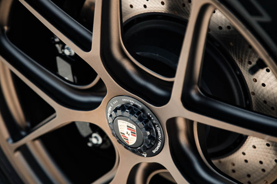 HRE R101 Lightweight forged wheel on Porsche 9922 Carrera 4 GTS