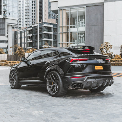 Brixton Forged PF7 on Black Lamborghini Urus