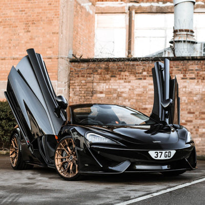 Brixton Forged PF10 on Black Mclaren 570S