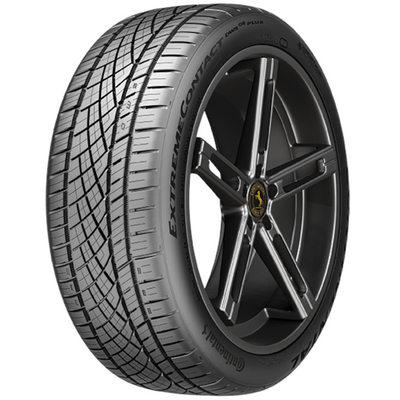 Continental ExtremeContact DWS06 PLUS Tire