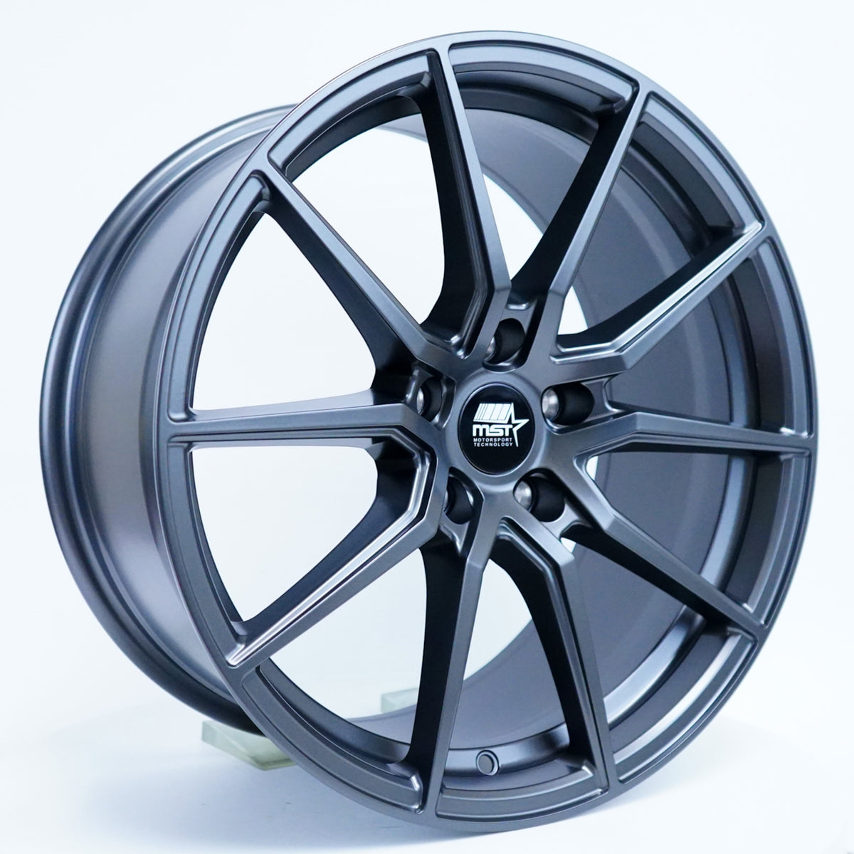 MST Flow Formed Delta Matte Gunmetal Wheel