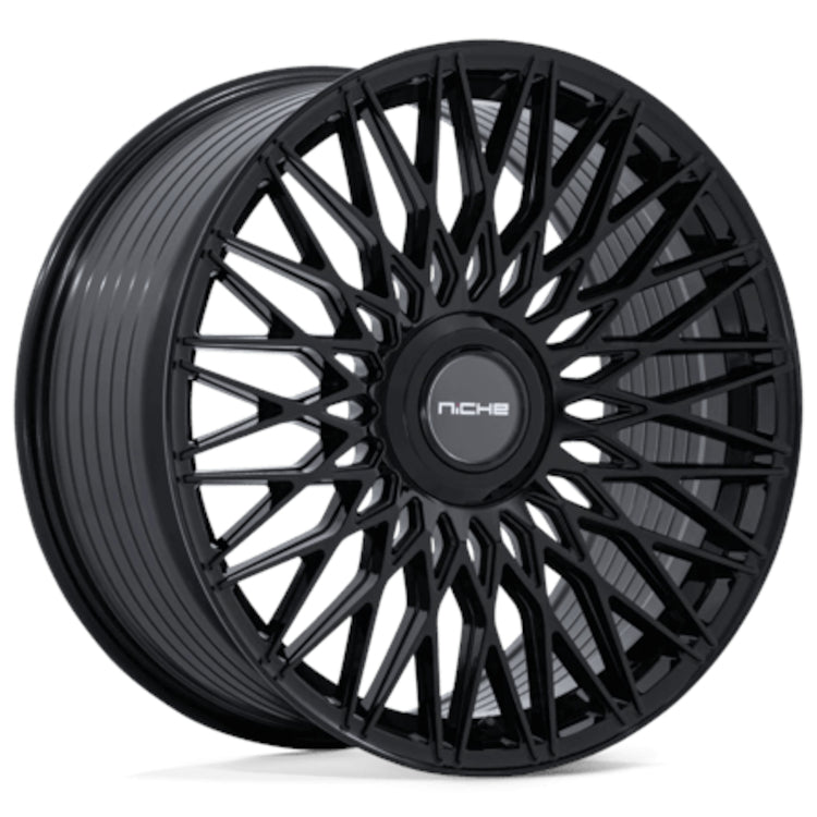 Niche Capri Gloss Black Wheel