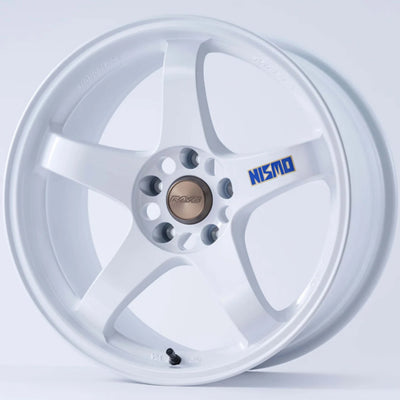 Nismo LMGT4 40th Anniversary White Wheel
