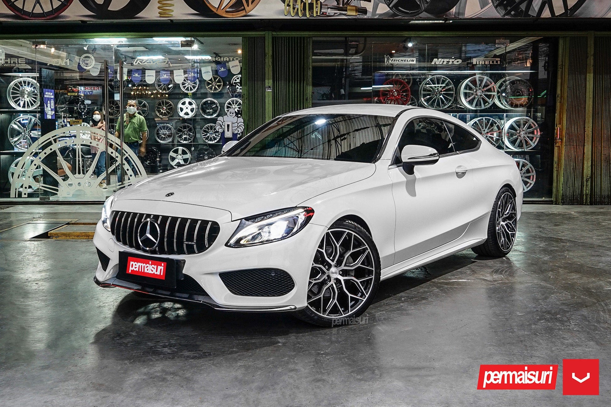 Vossen HF-2 Gloss Black Brushed Face