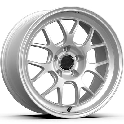 Fifteen52 Apex RSR Radiant Silver wheel
