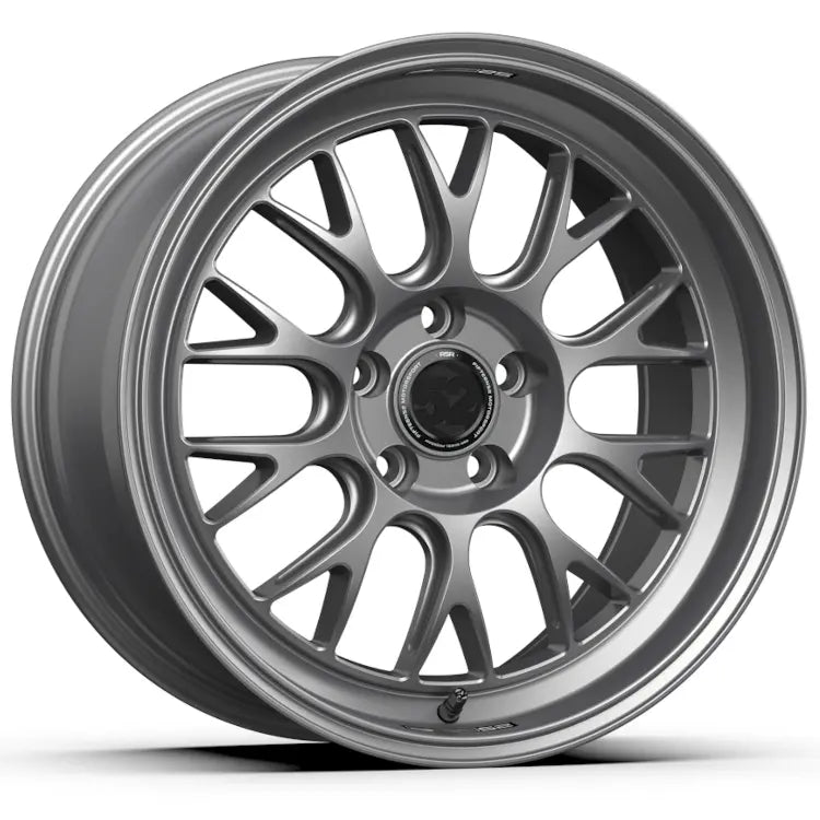 Fifteen52 Holeshot RSR Matte Titanium wheel