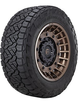 Nitto Recon Grappler A/T 325/60R18 124/121S