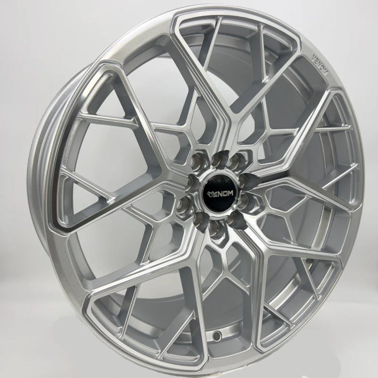 Venom 46 Silver Wheel