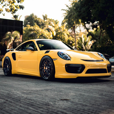 Brixton Forged PF9 on Yellow Porshce 991 Turbo S